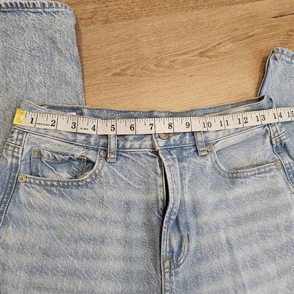 American Eagle Mom Jean Women's Size 4 Tall Destroyed Light Wash Denim Straight - Picture 5 of 12
